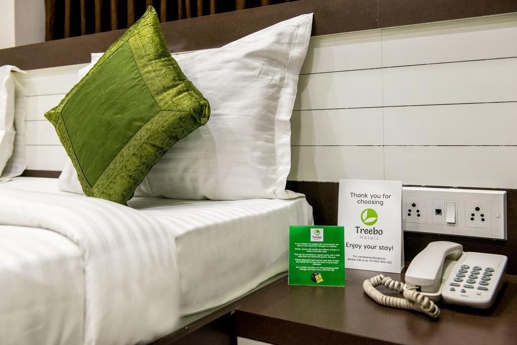 Itsy By Treebo - Jai Ambe Maa Hotell Kolkata Eksteriør bilde